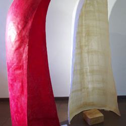 "Papiermonaden in Rot und Weiß", 2006